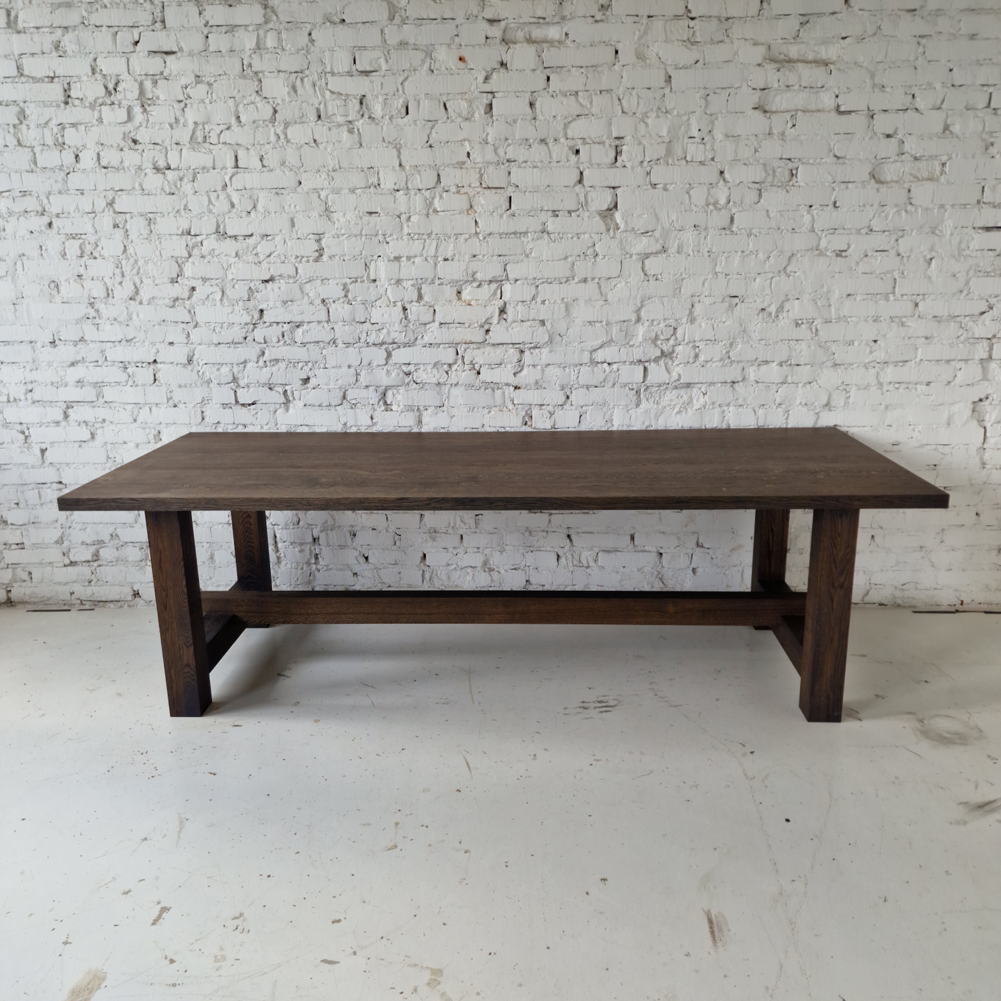 Extendable dining table Emilia