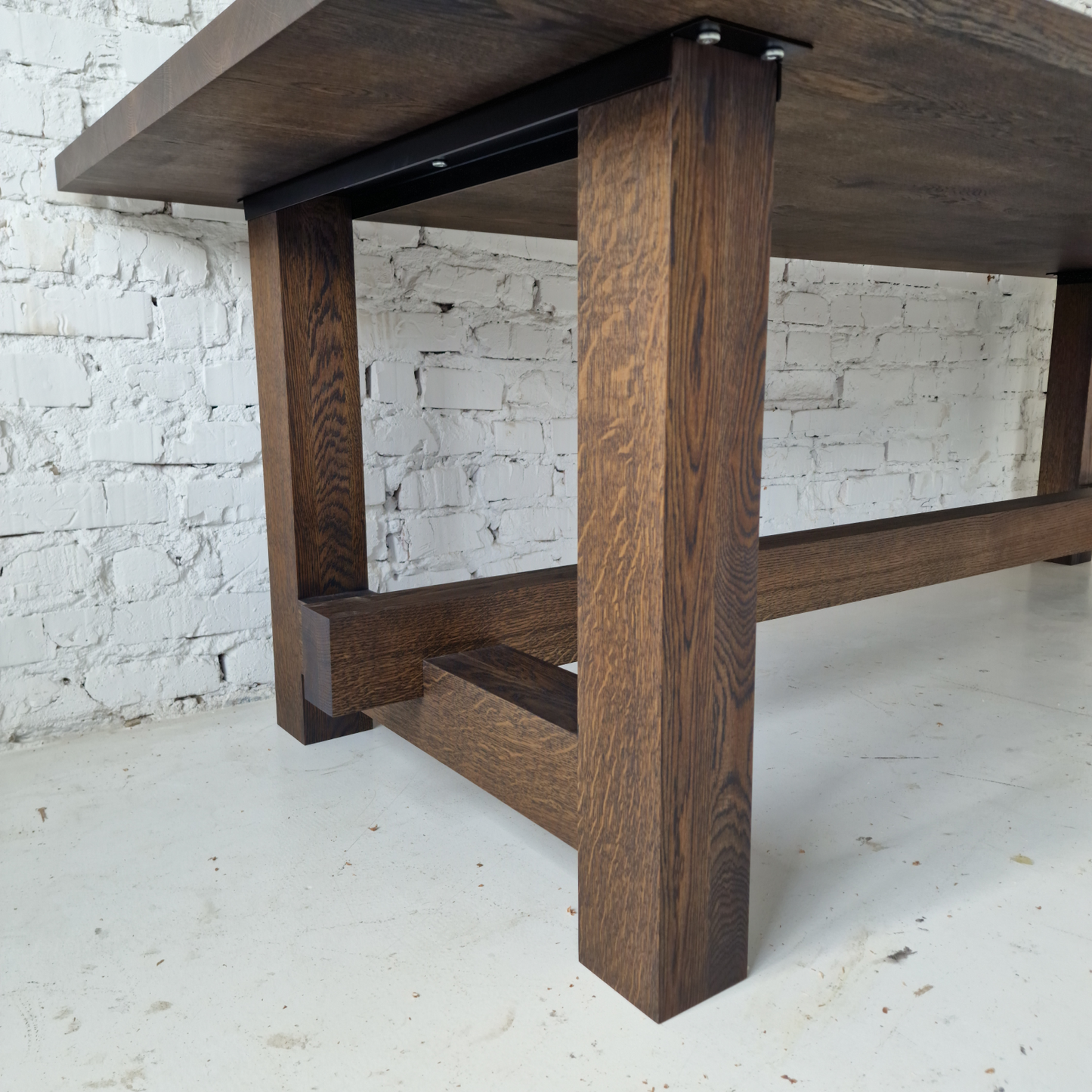 Extendable dining table Emilia