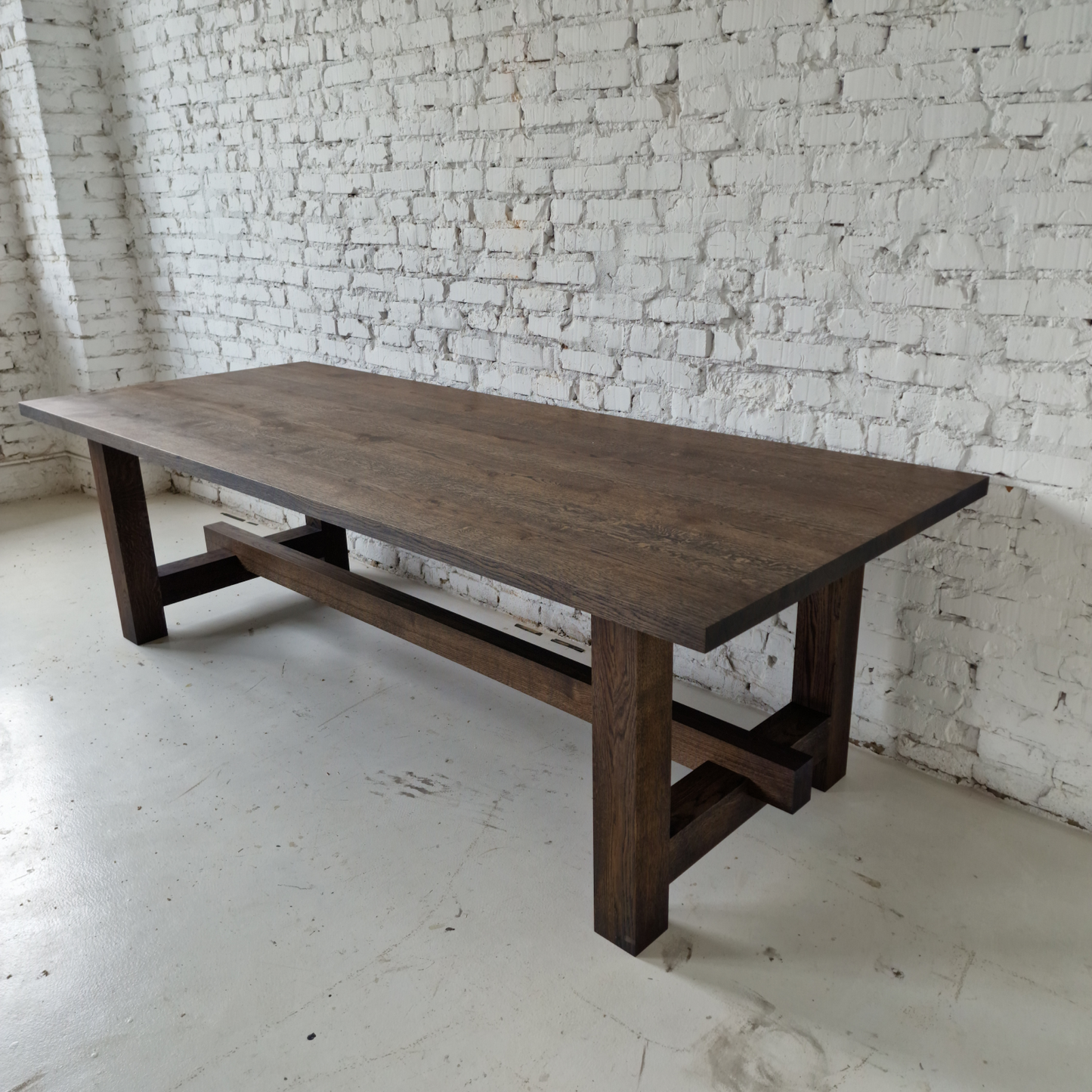 Extendable dining table Emilia