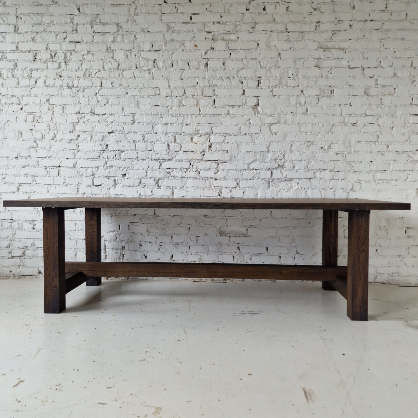 Extendable dining table Emilia