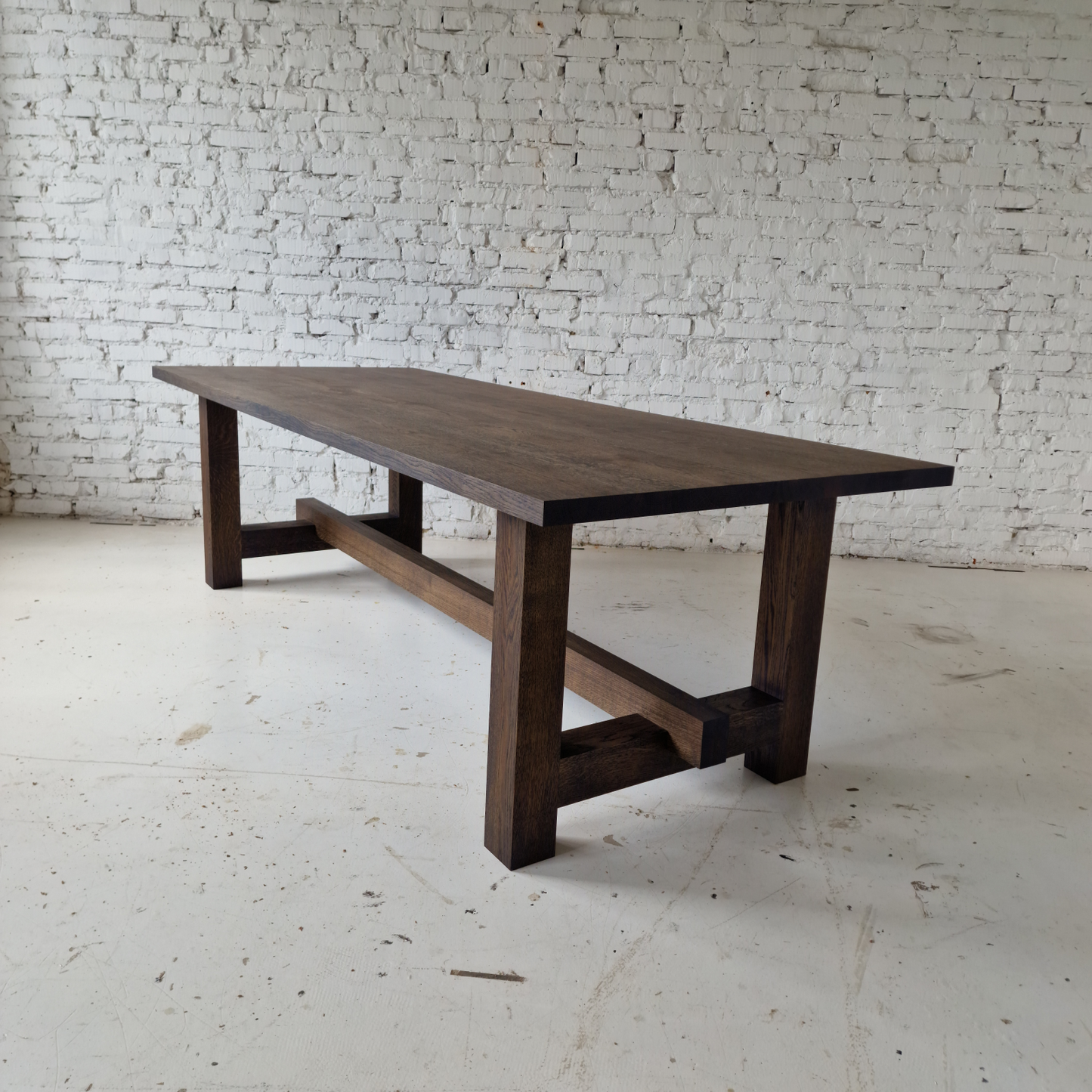 Extendable dining table Emilia