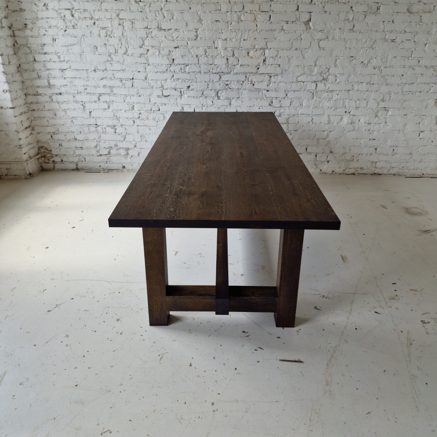 Extendable dining table Emilia