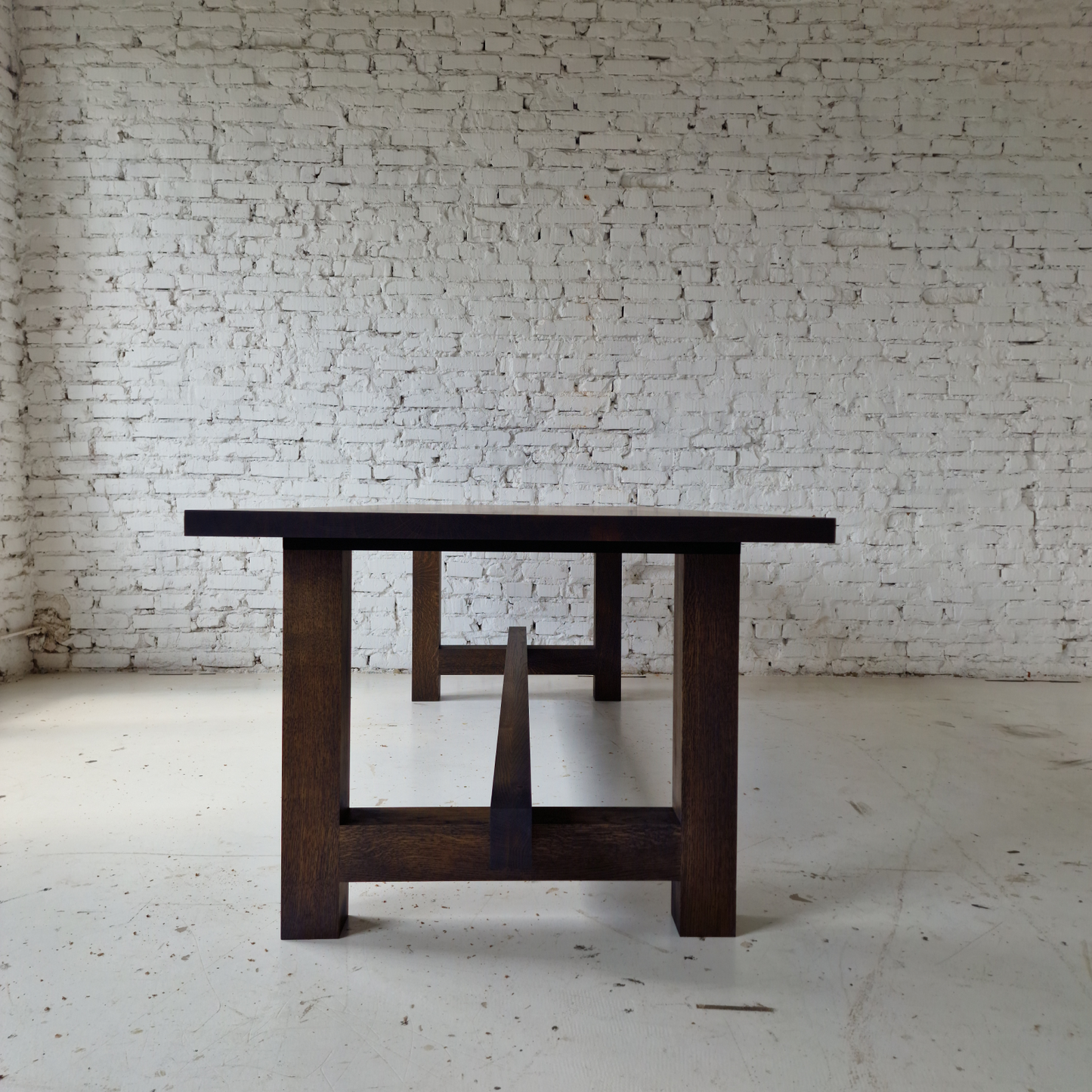 Extendable dining table Emilia