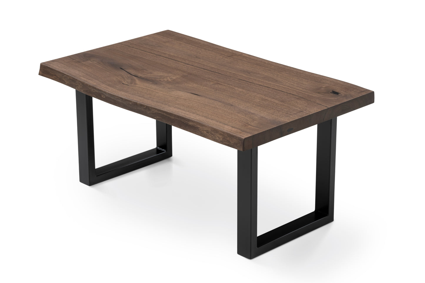 Сoffee table with live edges