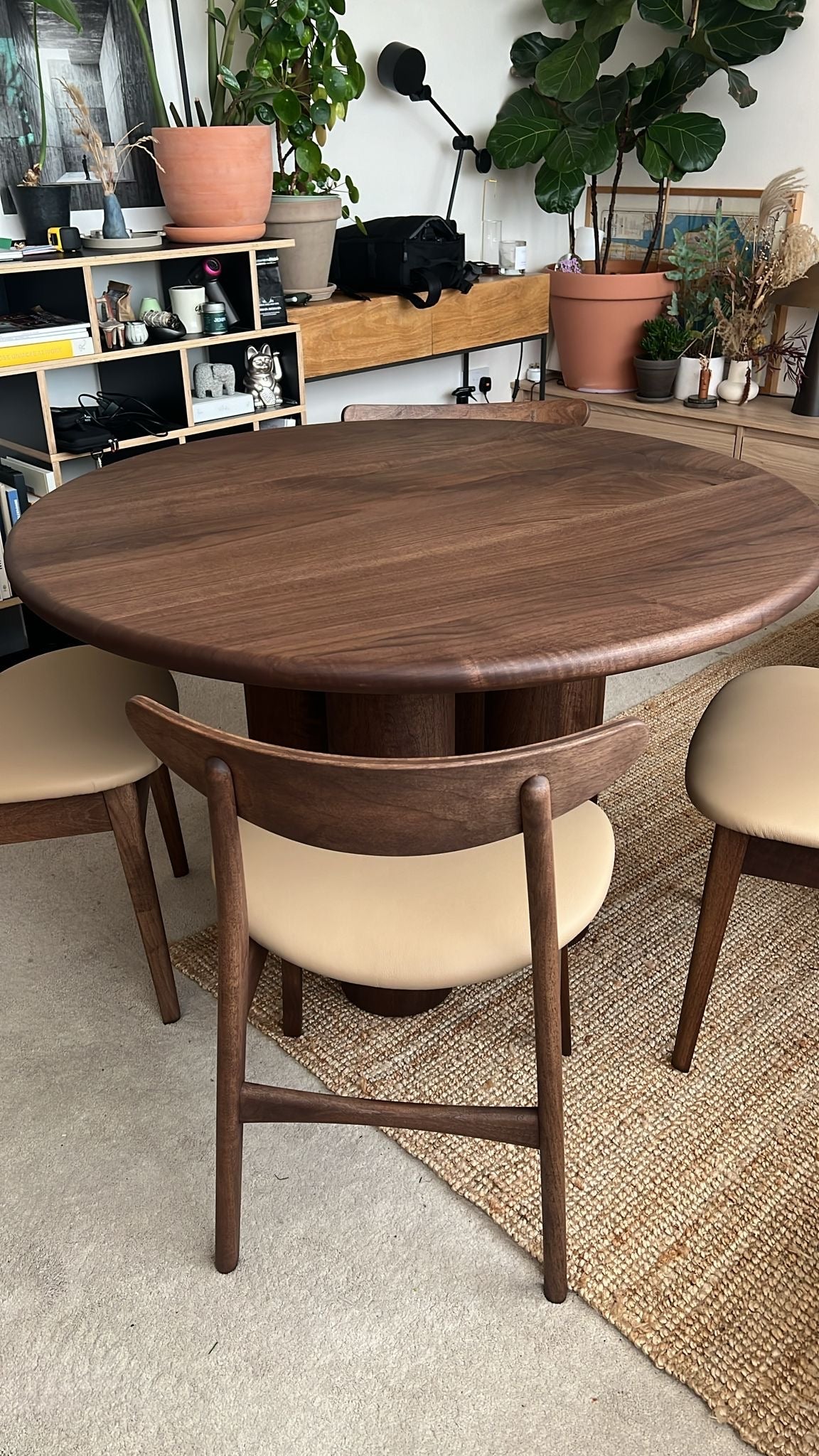 SIENNA | Dining Chair in Solid Walnut