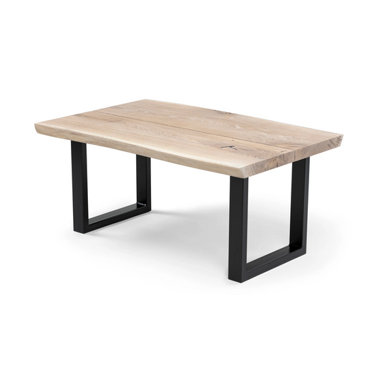 Сoffee table with live edges