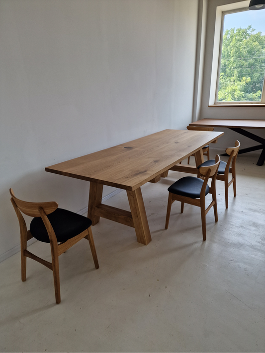 Extendable dining table Lübeck