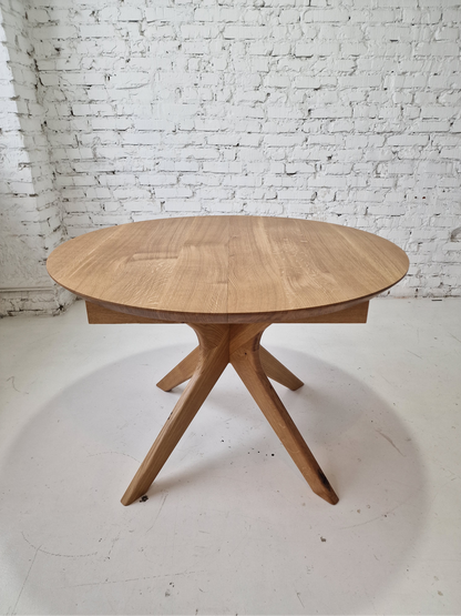 Extendable round table Bangkok