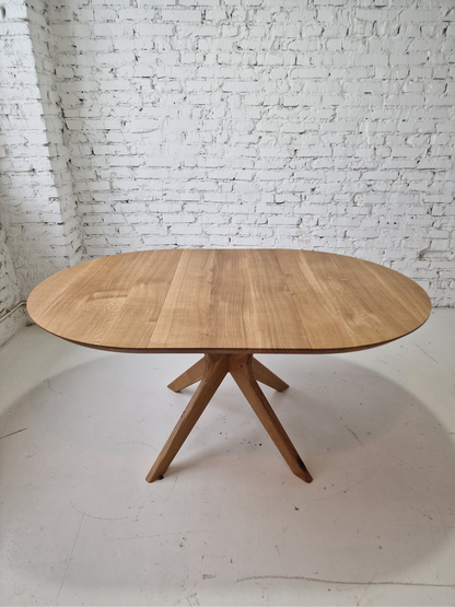 Extendable round table Bangkok