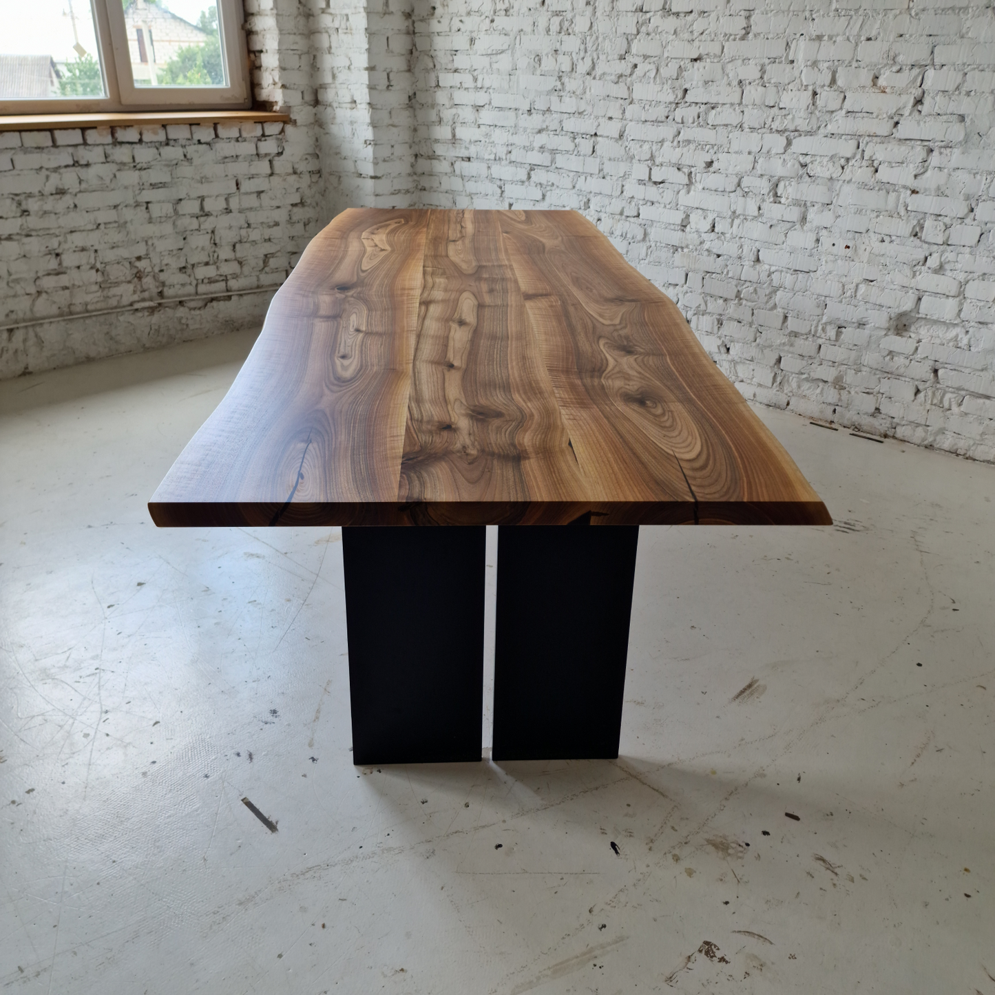 Dining table Essen