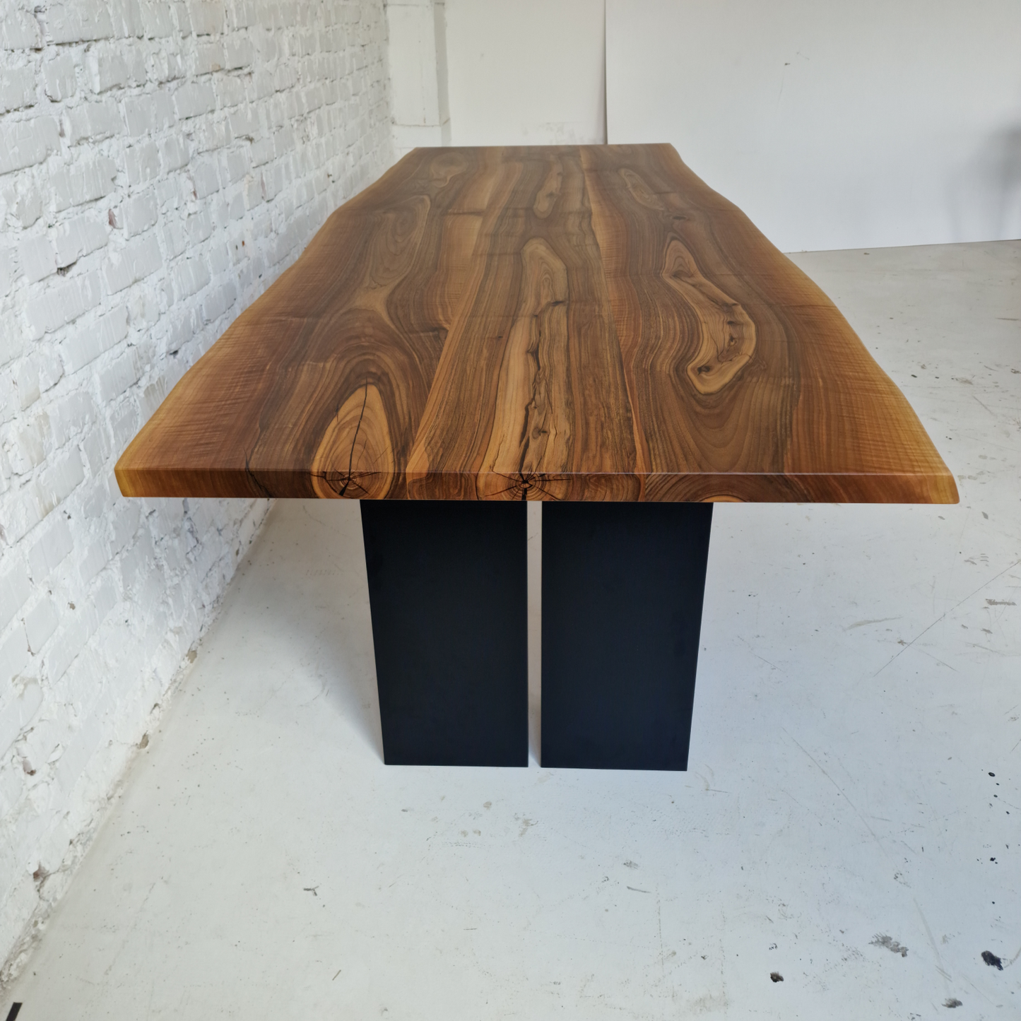 Dining table Essen