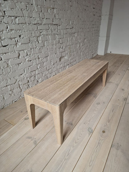 OXFORD | Eetbank in massief eiken of walnoot