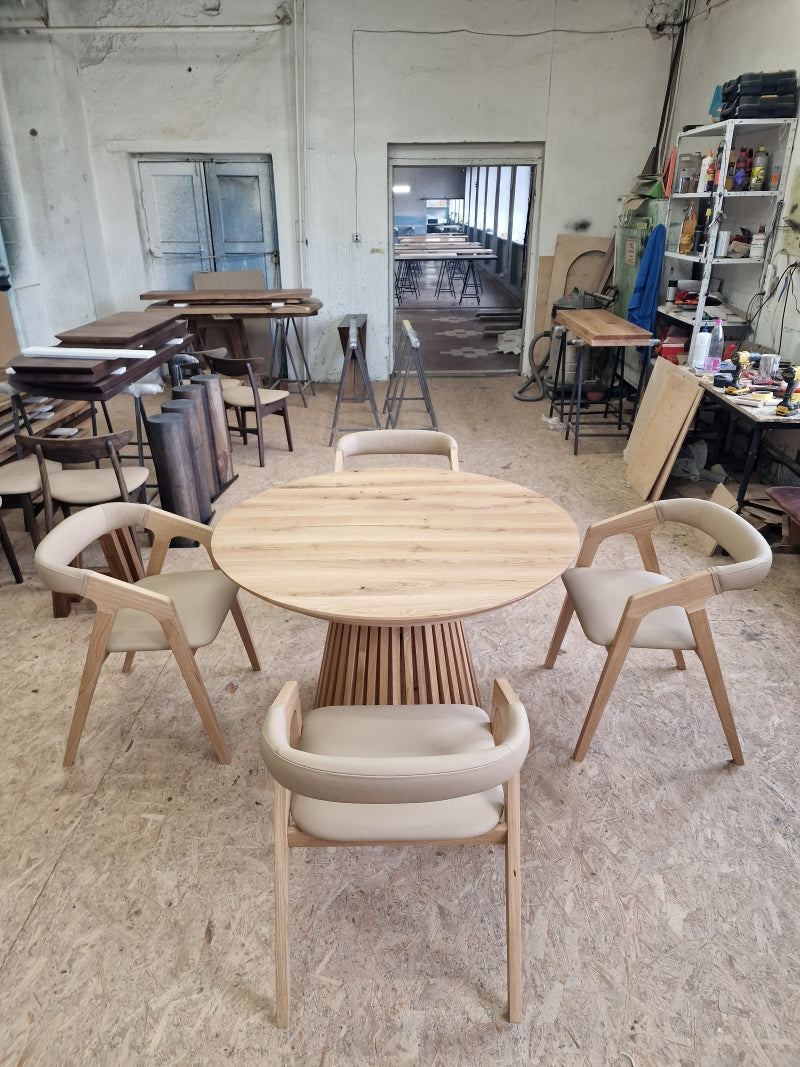 LIA | Dining Chair in Solid Oak