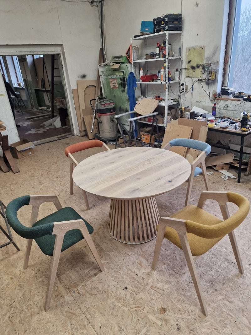 LIA | Dining Chair in Solid Oak
