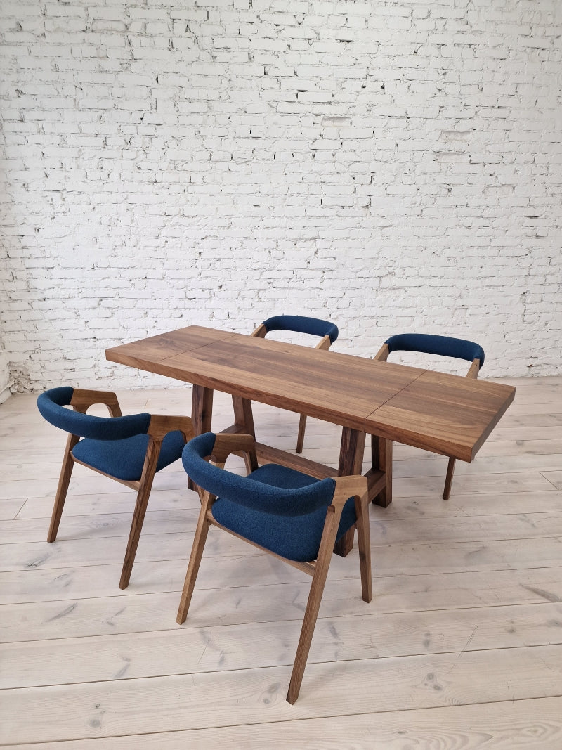 LIA | Dining Chair in Solid Oak