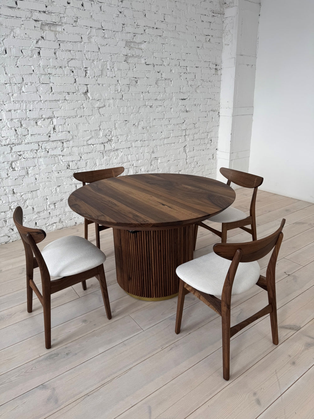 THEONA | Table à manger ronde extensible en bois massif