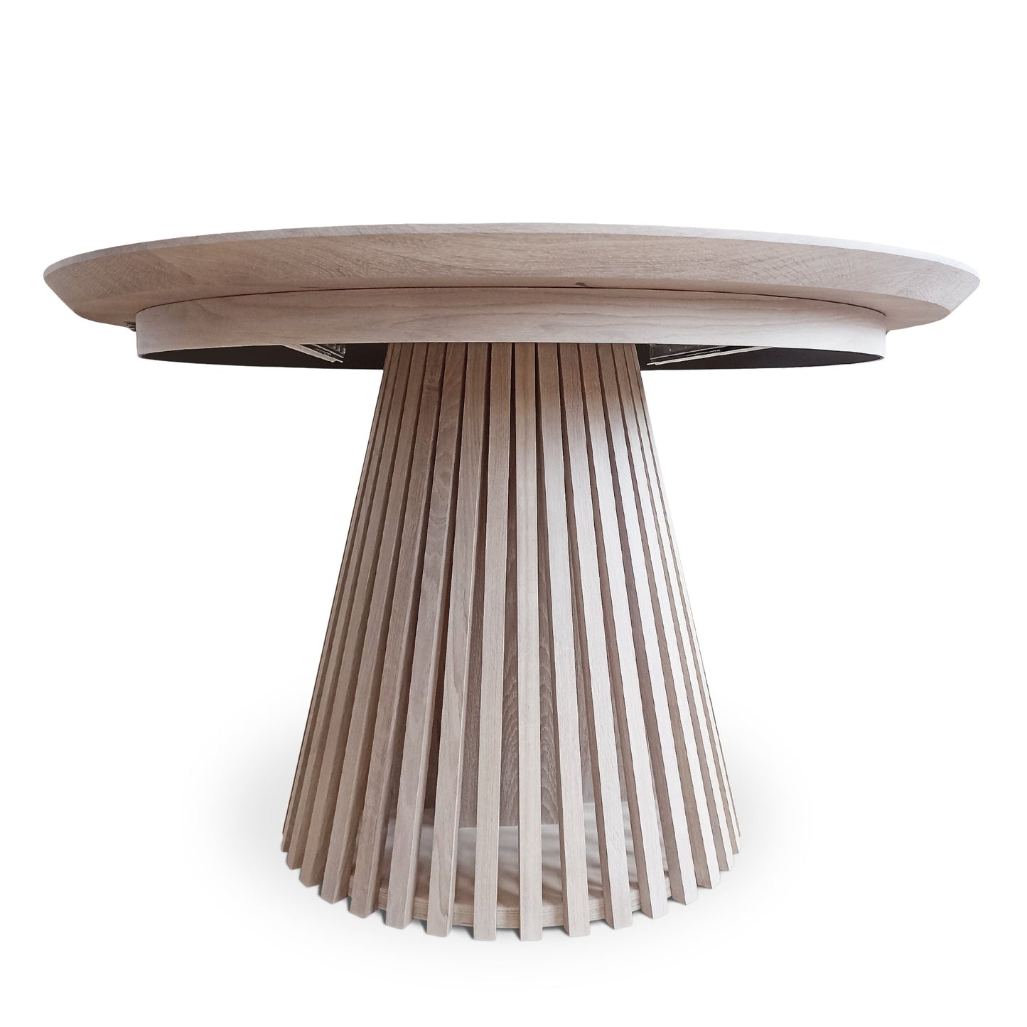 LIA | Extendable Round Dining Table – White Oak