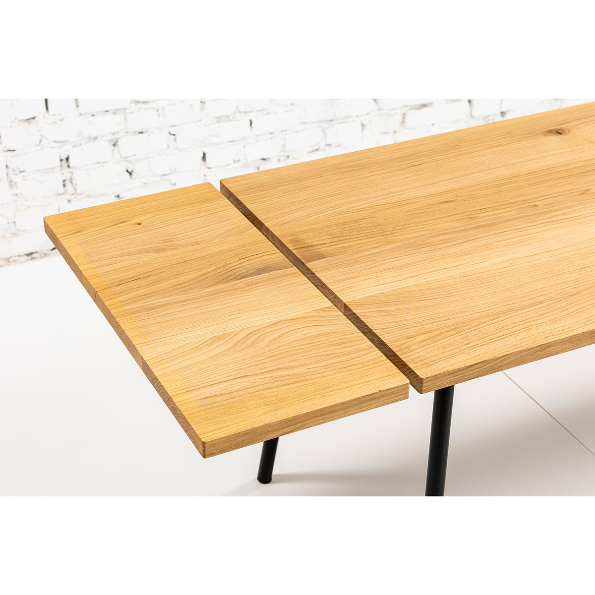 GENEVA | Extendable Dining Table – Solid Oak