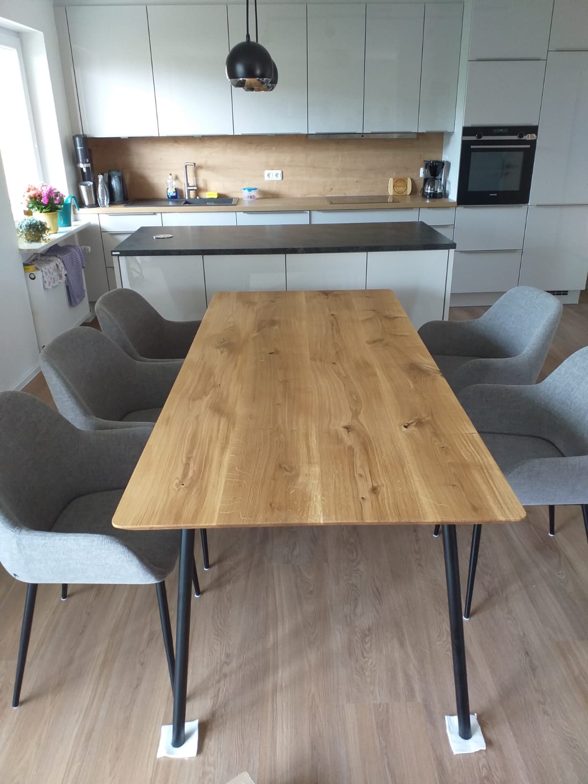 GENEVA | Extendable Dining Table – Solid Oak