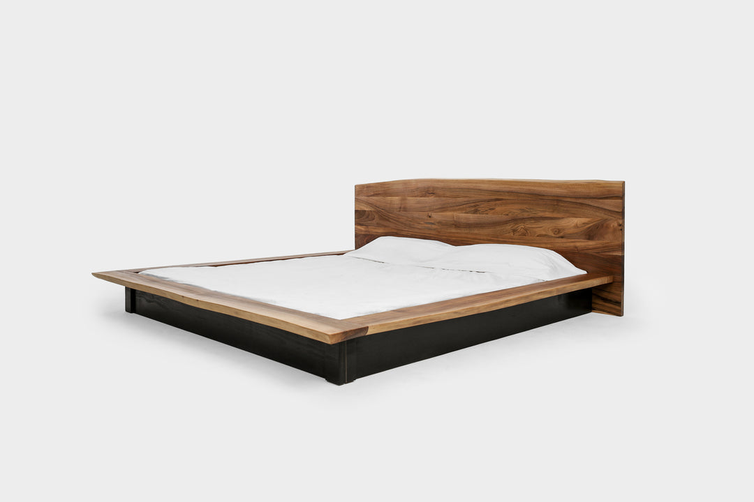 Wooden bed Hana