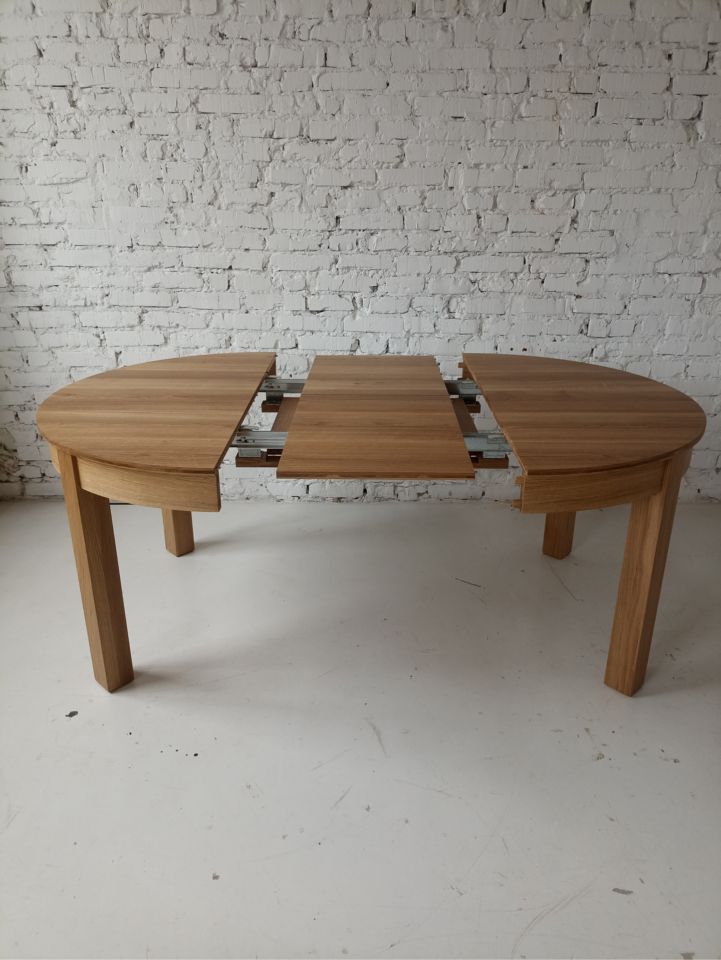 Extendable dining table Jena