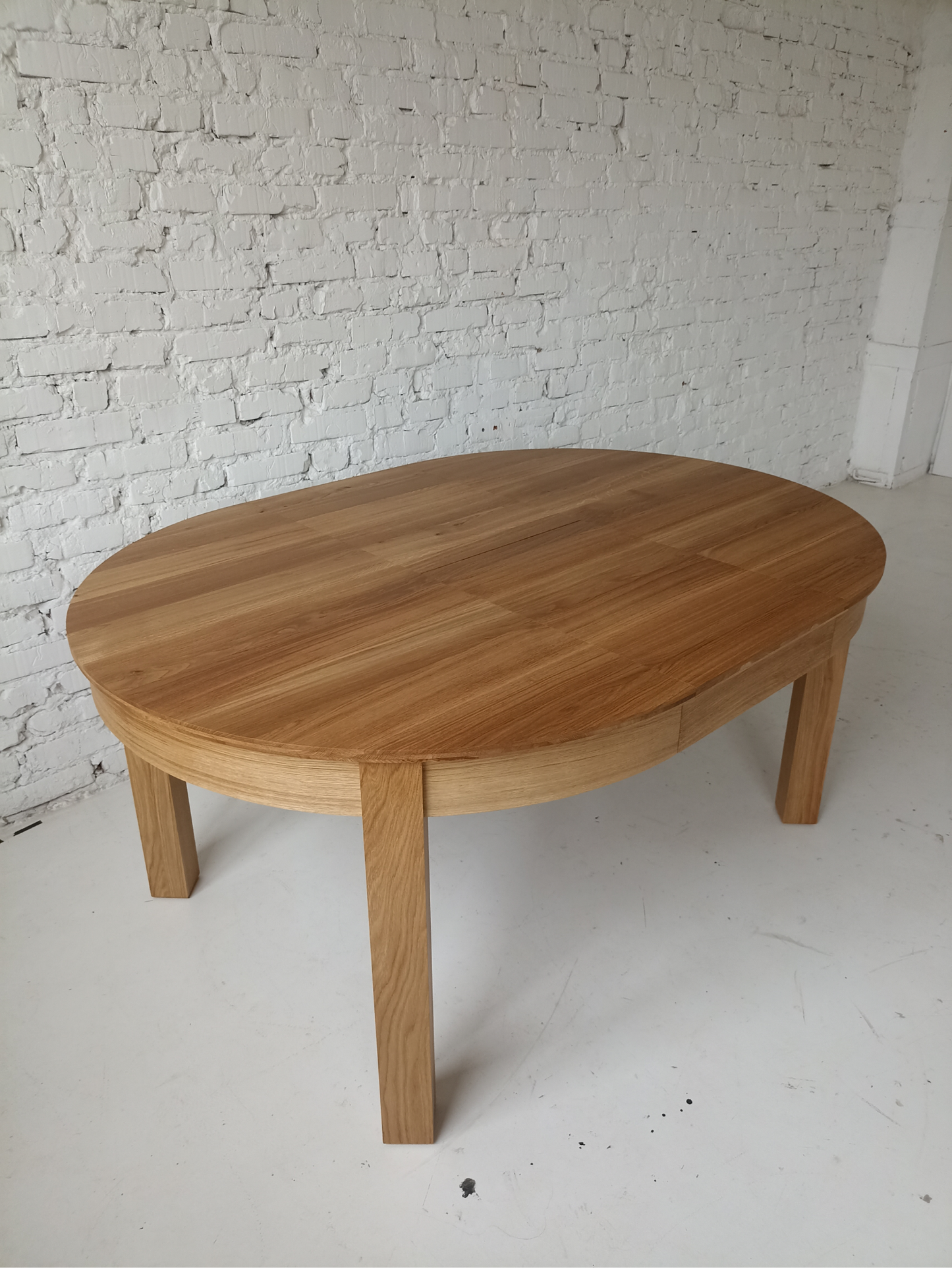 Extendable dining table Jena