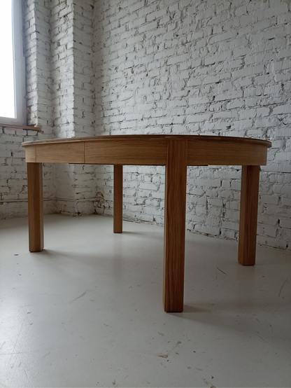 Extendable dining table Jena