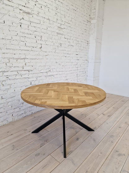 ISKRA | Round Herringbone Dining Table – Solid Oak
