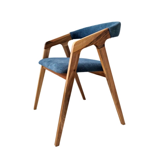 LUNA | Dining Chair in Solid Walnut
