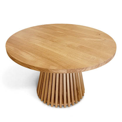 LIA | Extendable Round Dining Table – Natural Oak