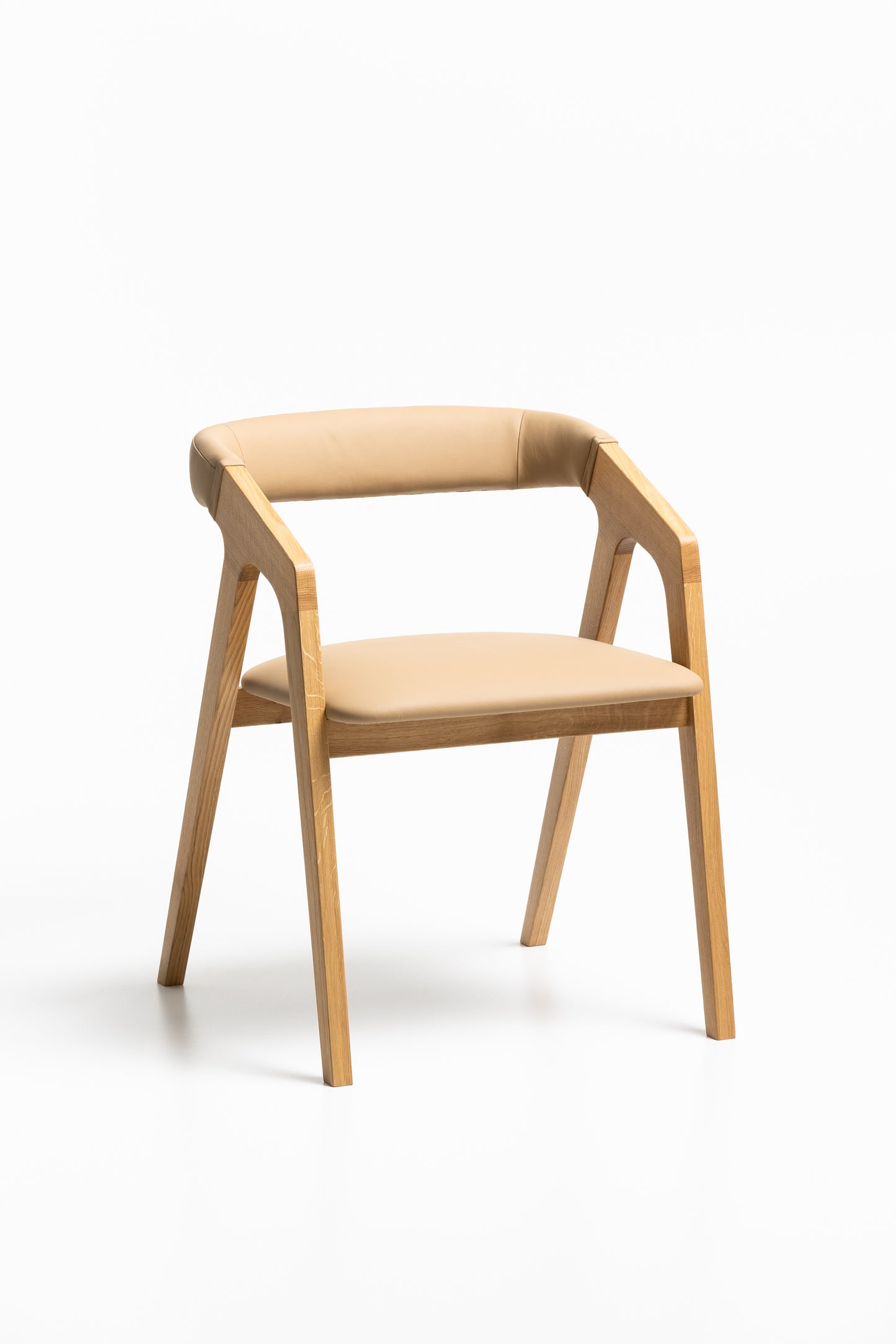 LIA | Dining Chair in Solid Oak