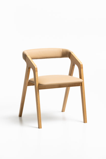 LIA | Dining Chair in Solid Oak