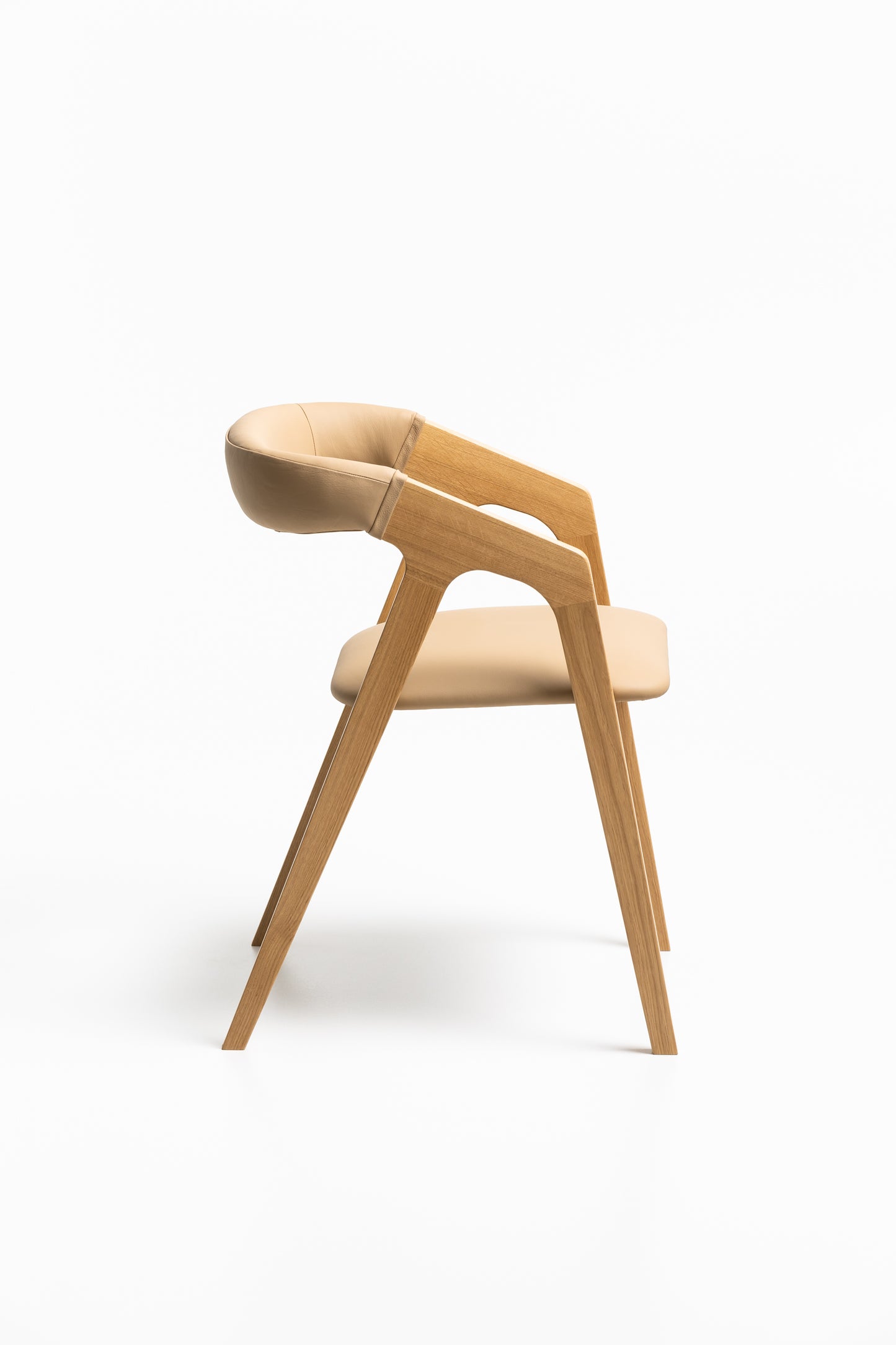 LIA | Dining Chair in Solid Oak