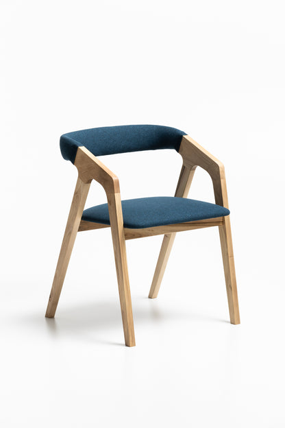 LIA | Dining Chair in Solid Oak