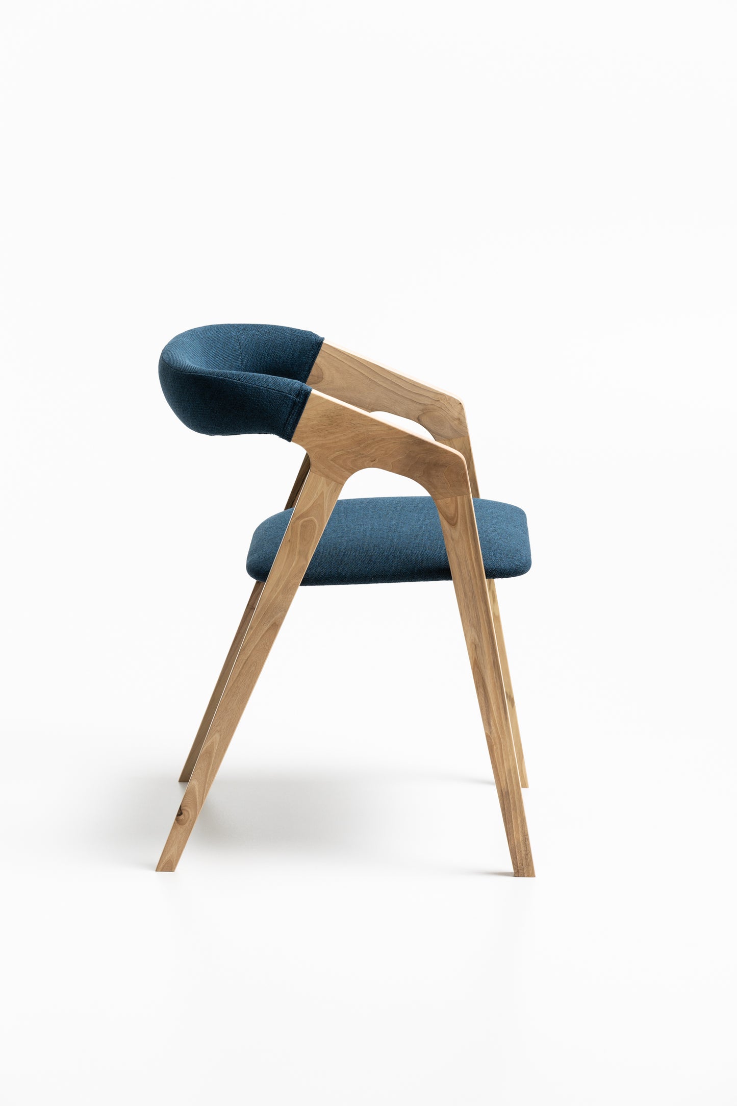 LIA | Dining Chair in Solid Oak