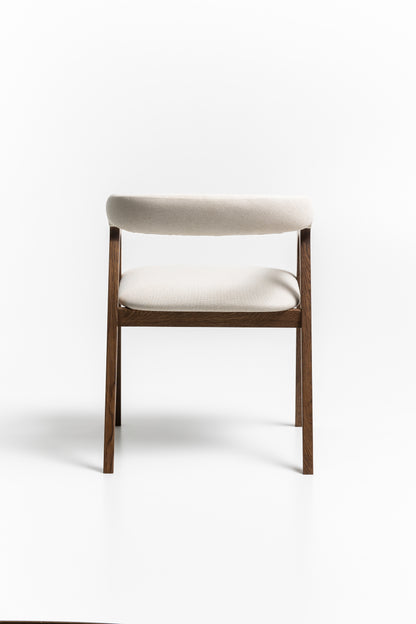 LIA | Chaise de salle à manger en noyer massif