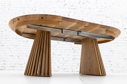 LIA | Extendable Round Dining Table – Natural Oak