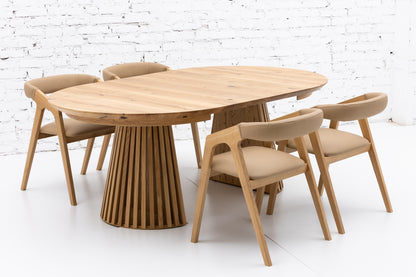 LIA | Dining Chair in Solid Oak
