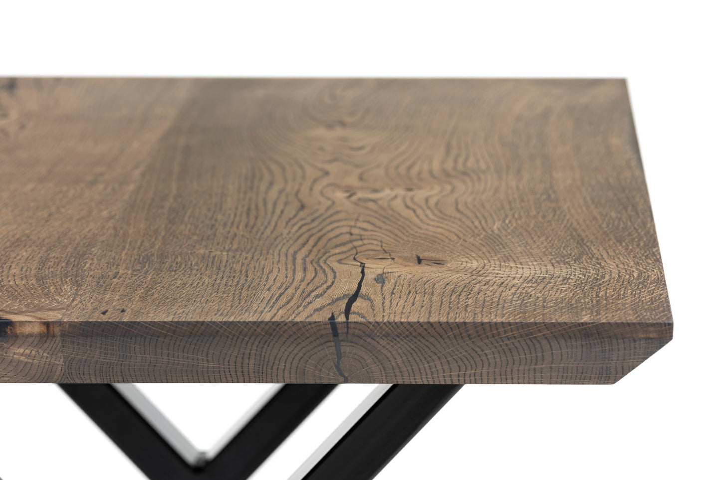 Сoffee table with swiss edges