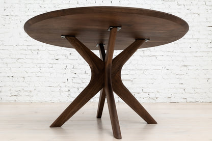 ADELE | Extendable Round Dining Table – Solid Oak