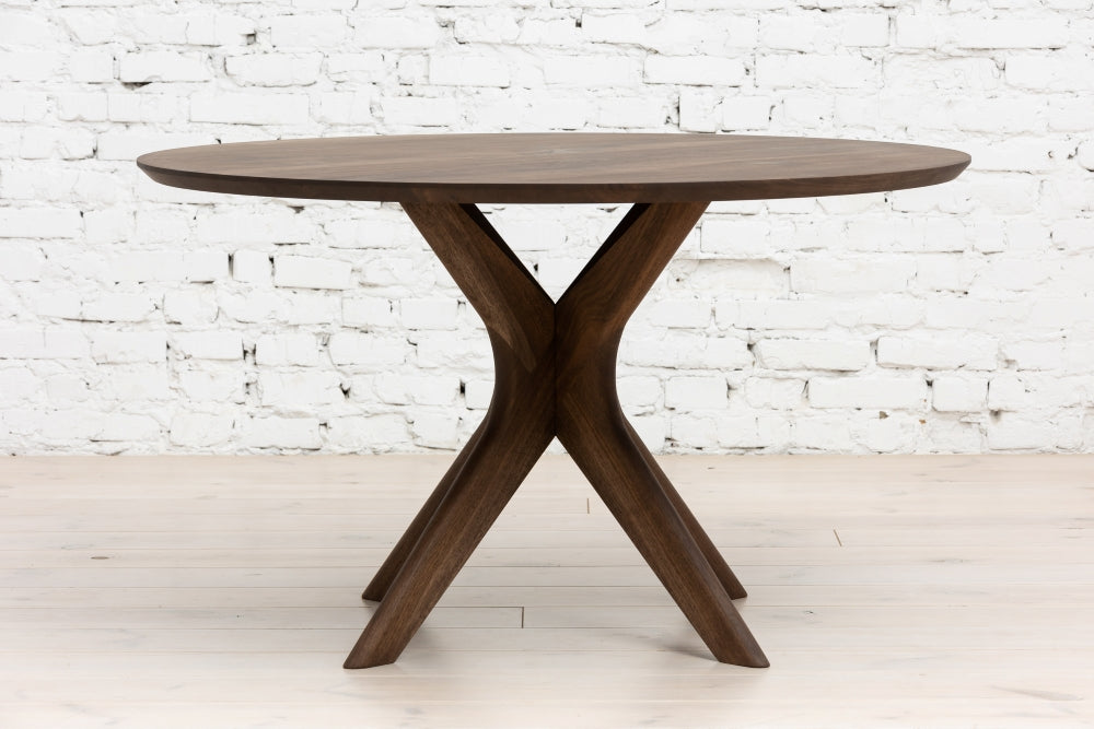 ADELE | Extendable Round Dining Table – Solid Oak