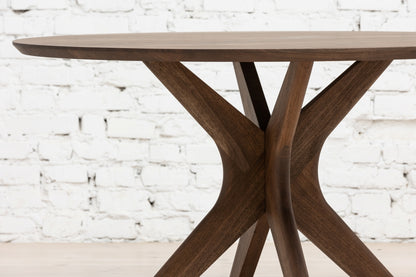 ADELE | Extendable Round Dining Table – Solid Oak