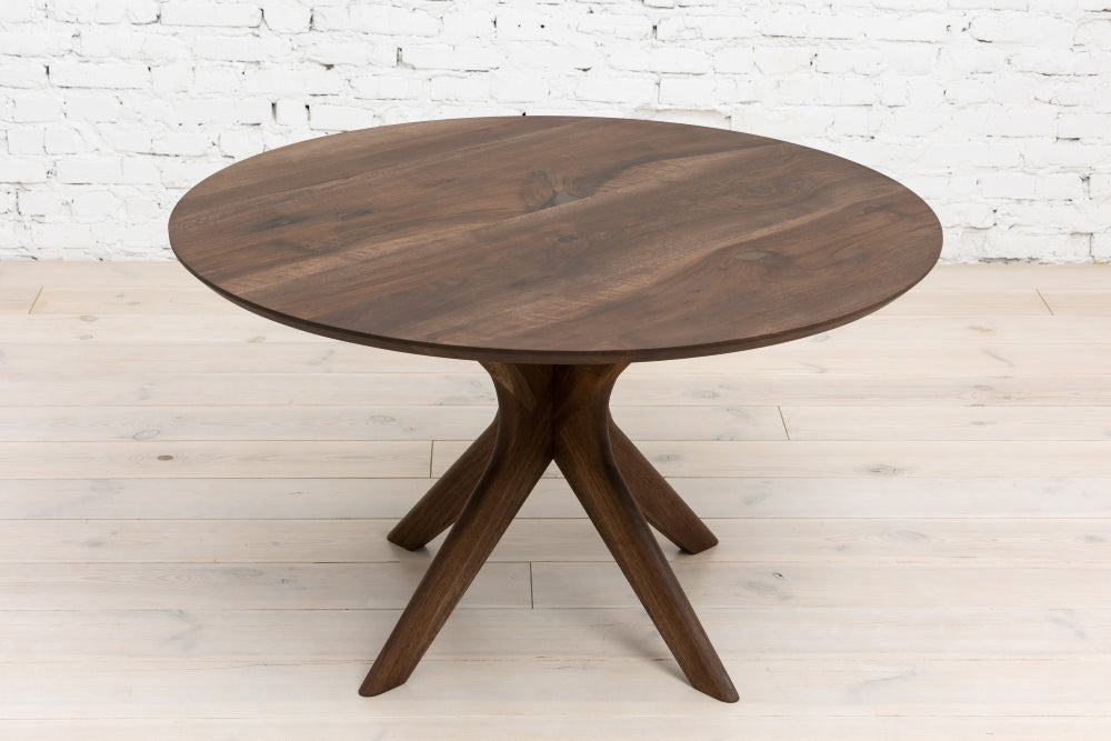 ADELE | Extendable Round Dining Table – Solid Oak