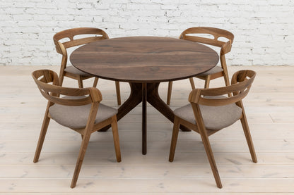 ADELE | Extendable Round Dining Table – Solid Oak