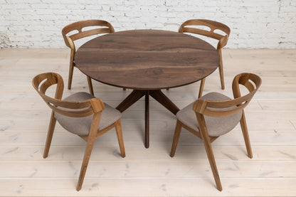 ADELE | Extendable Round Dining Table – Solid Oak