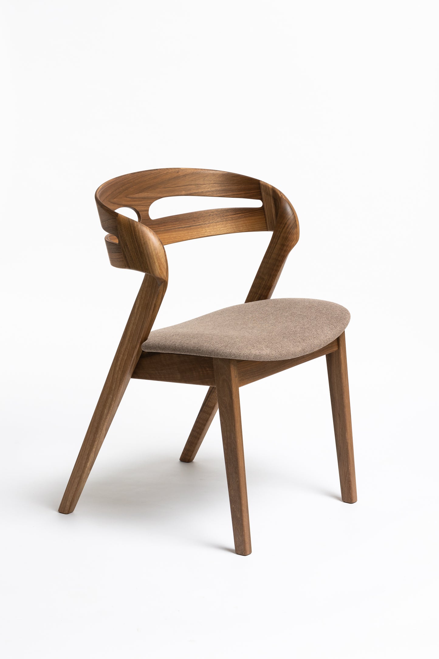 NOAH | Chaise de salle à manger en noyer massif