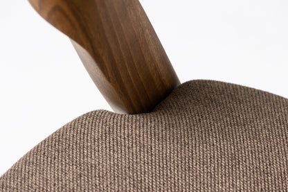 NOAH | Chaise de salle à manger en noyer massif