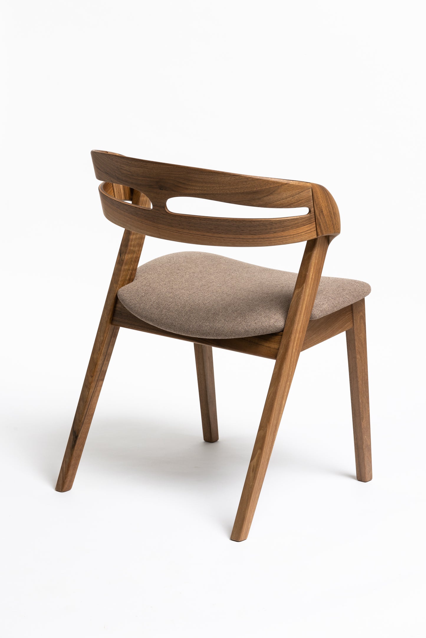 NOAH | Chaise de salle à manger en noyer massif