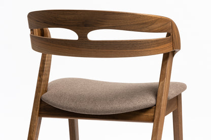 NOAH | Chaise de salle à manger en noyer massif