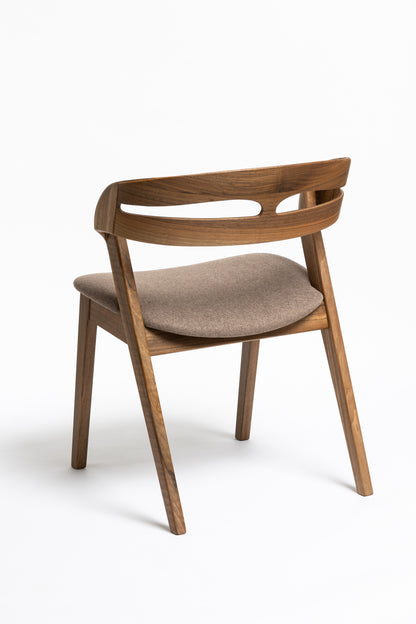 NOAH | Chaise de salle à manger en noyer massif